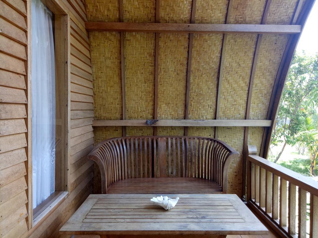 Отель Rose Bungalow Pemenang Экстерьер фото