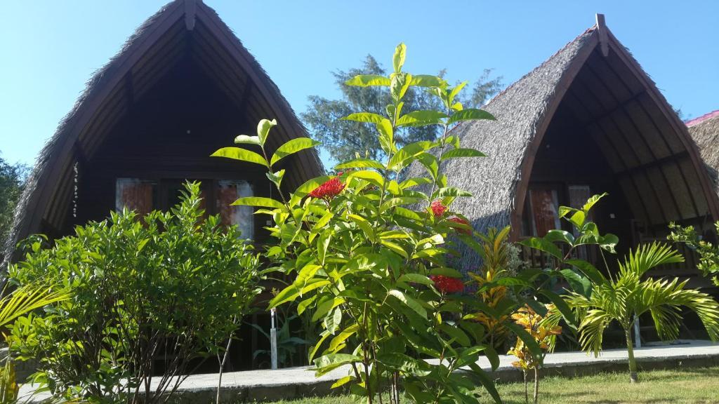 Отель Rose Bungalow Pemenang Номер фото